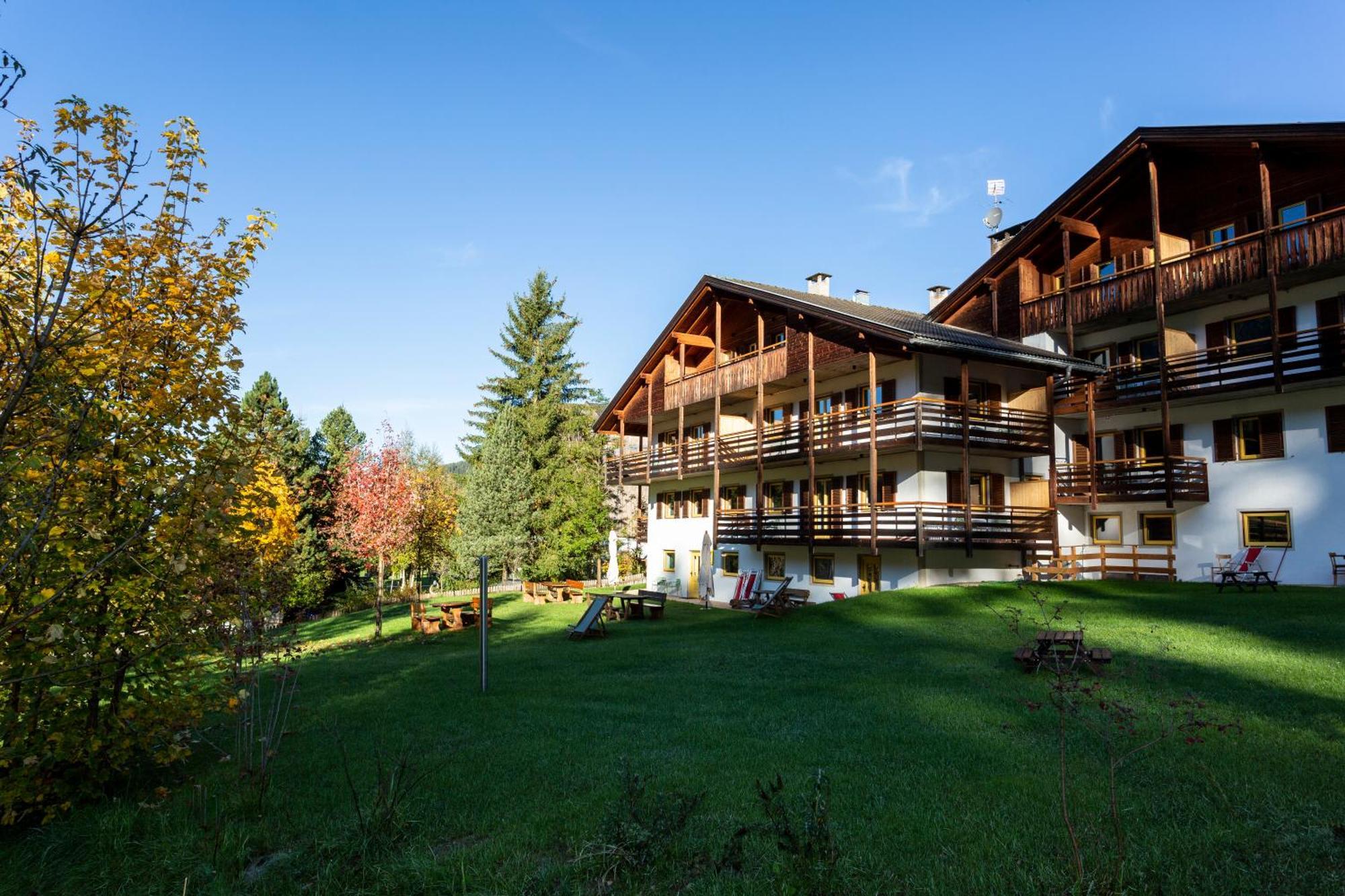 Miraodle Apartments Funes  Exterior photo